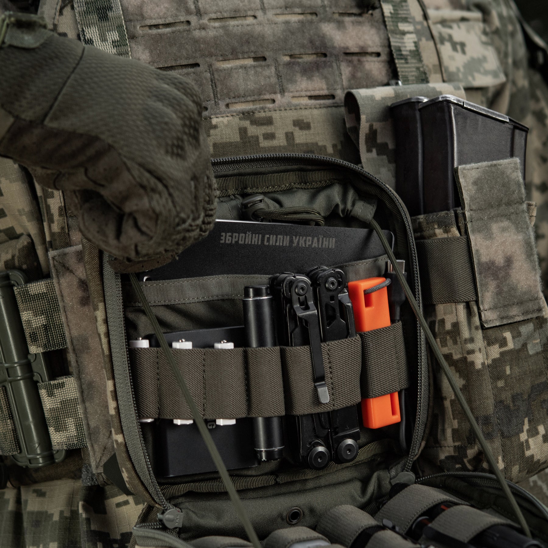 M-Tac підсумок органайзер Elite MM14