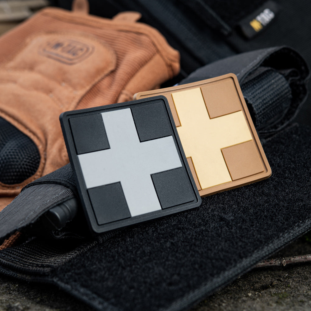 M-Tac нашивка Medic Cross Square ПВХ чорний/сірий