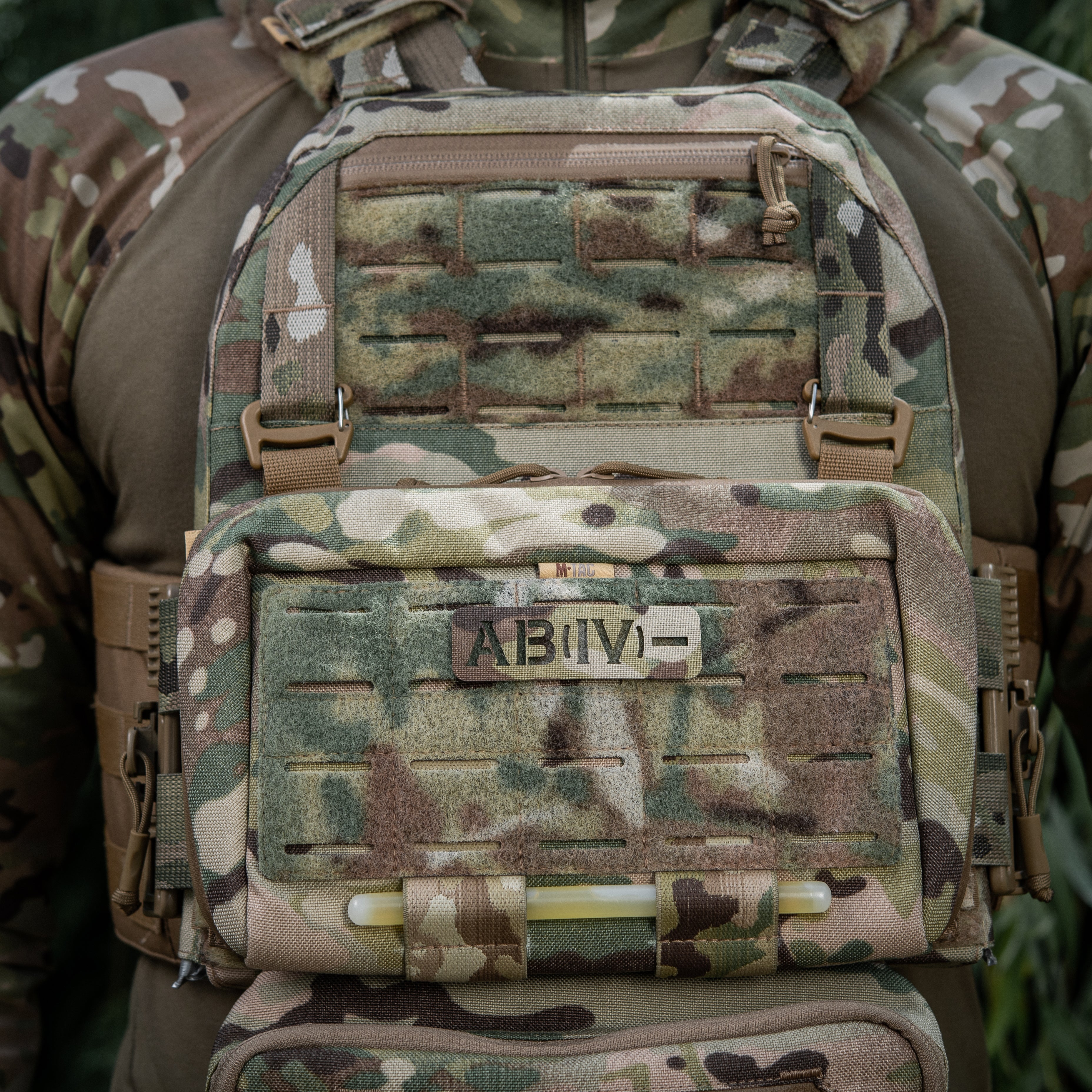 M-Tac нашивка група крові AB (IV) - наскрізна Laser Cut 25х80 Multicam