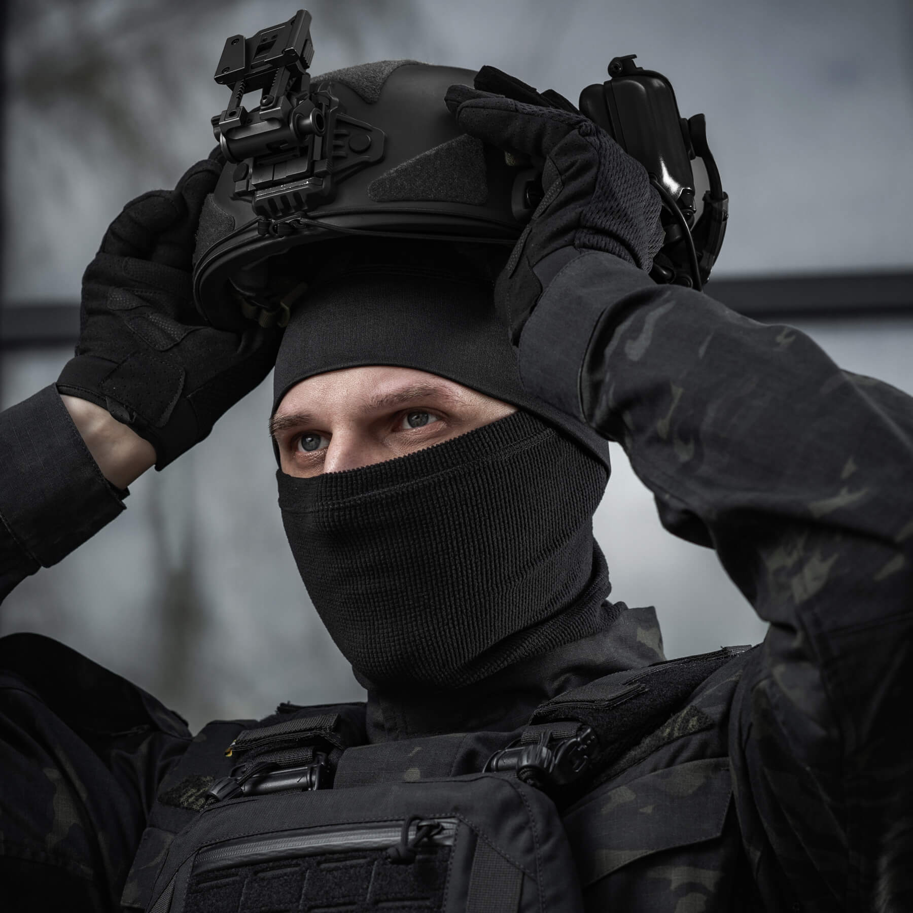 M-Tac шапка-підшоломник мікрофліс ріп-стоп Black