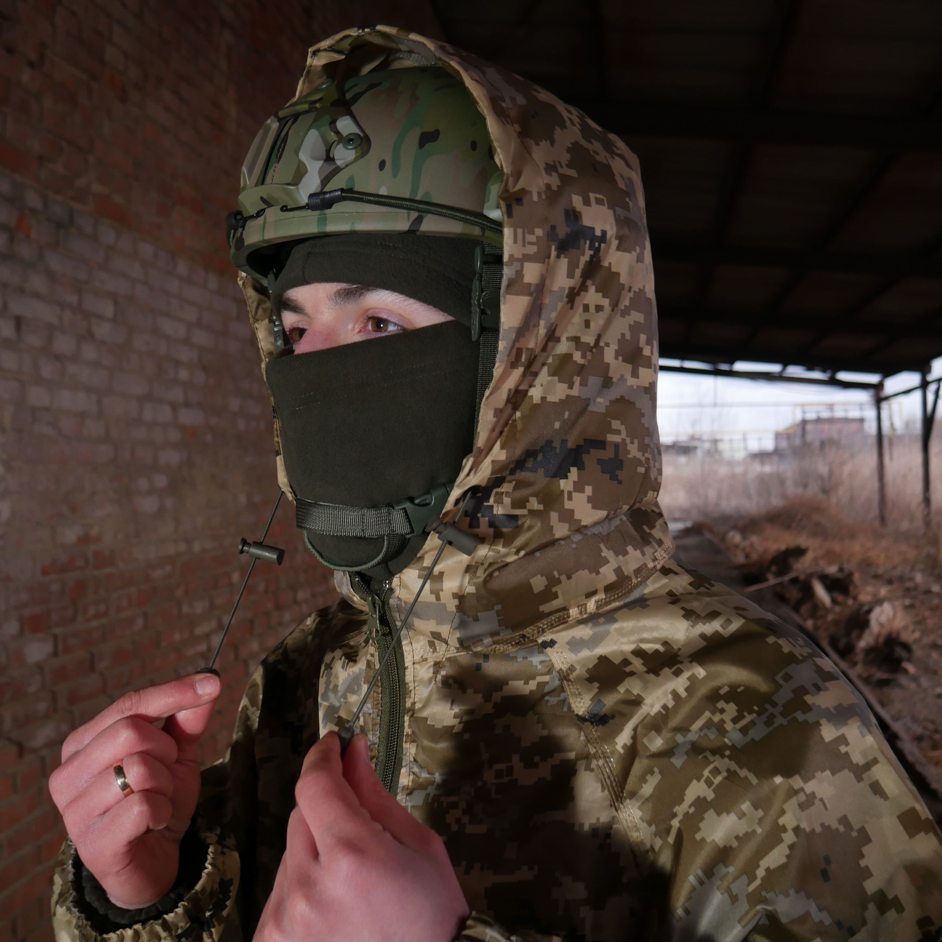 Плащ-дощовик з запаяними швами піксель