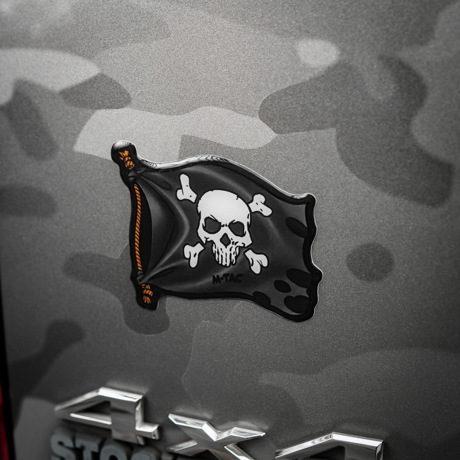 M-Tac наклейка Pirate Flag