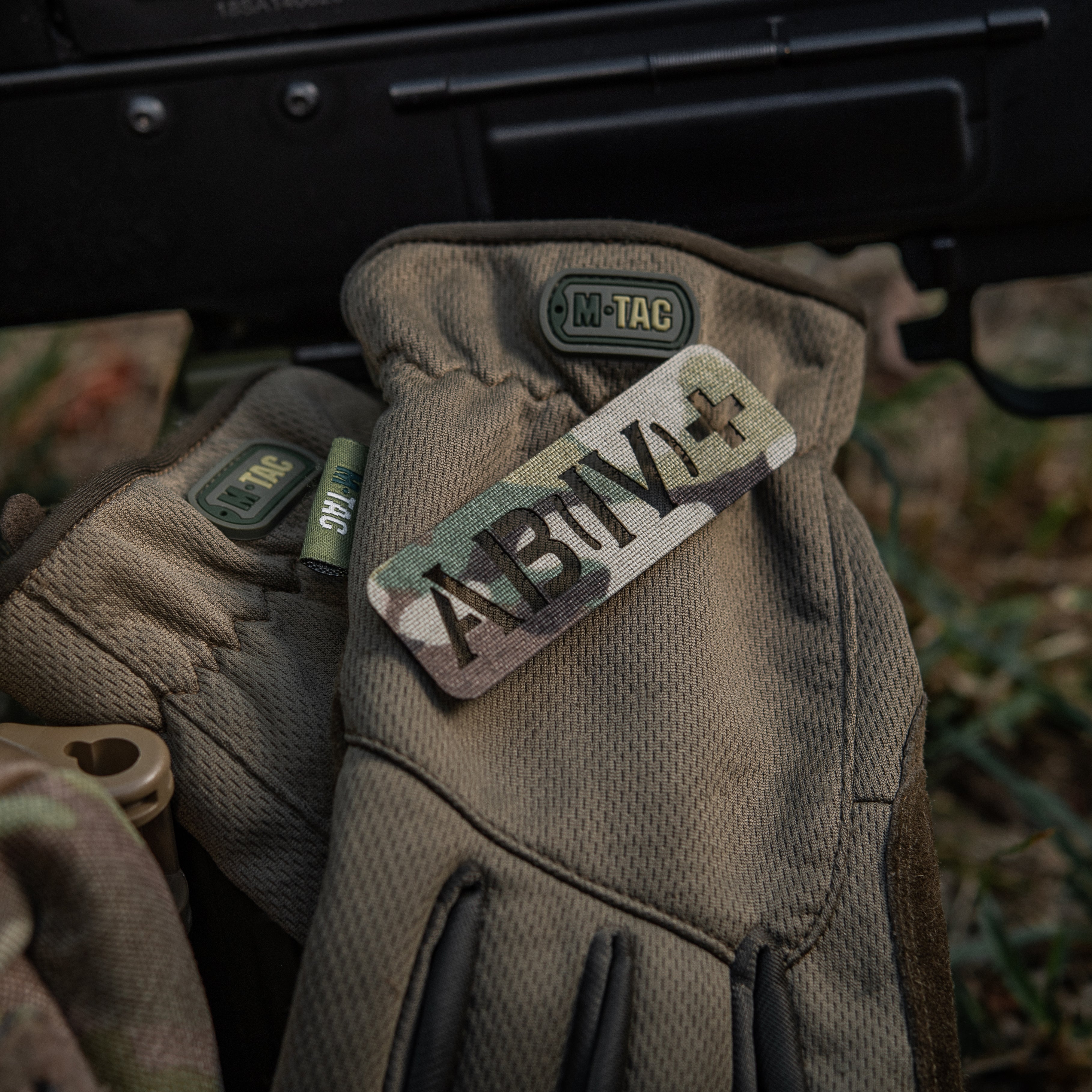 M-Tac нашивка група крові AB (IV) + наскрізна Laser Cut 25х80 Multicam