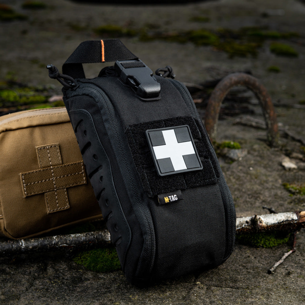 M-Tac нашивка Medic Cross Square ПВХ чорний/сірий