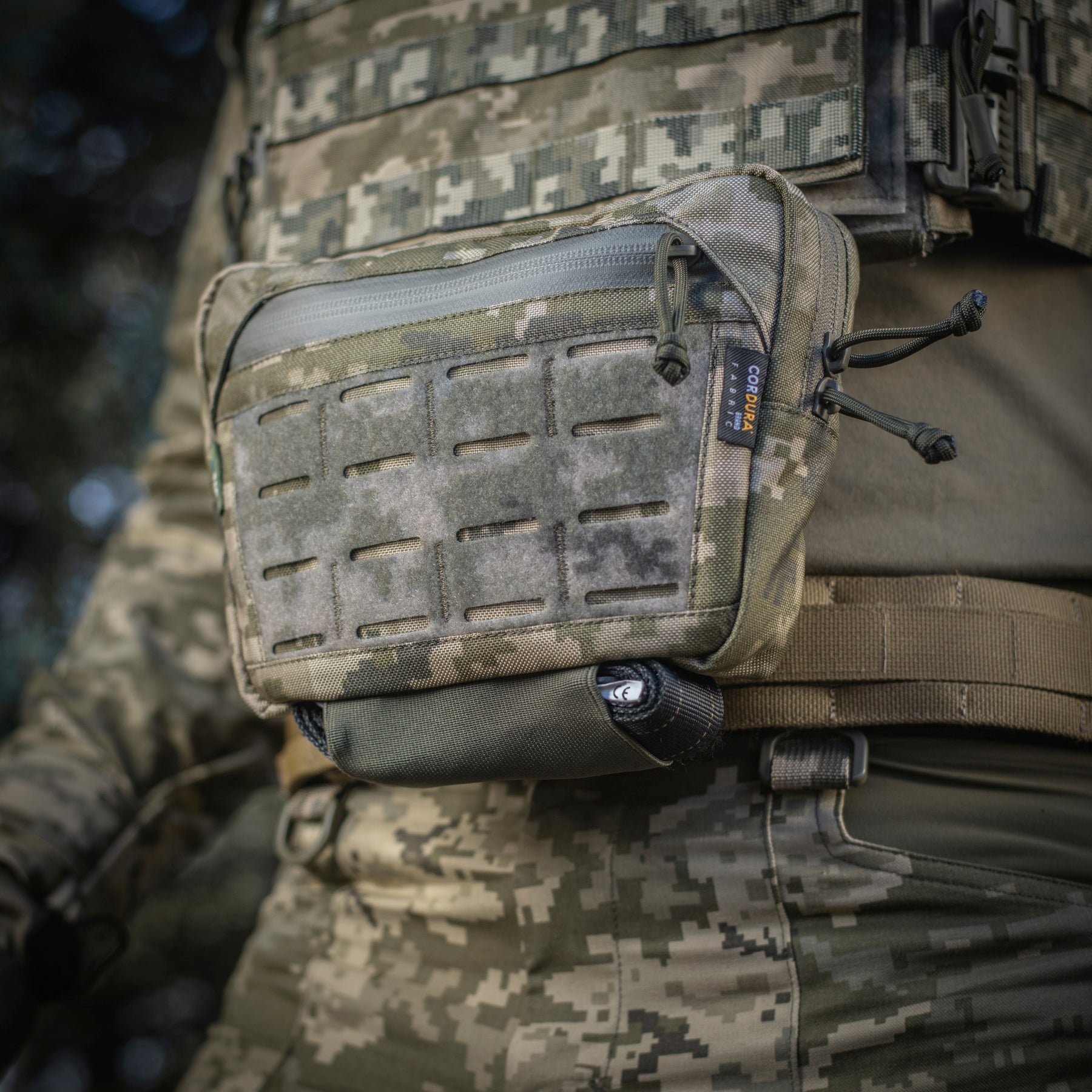 M-Tac сумка-напашник Large Elite MM14