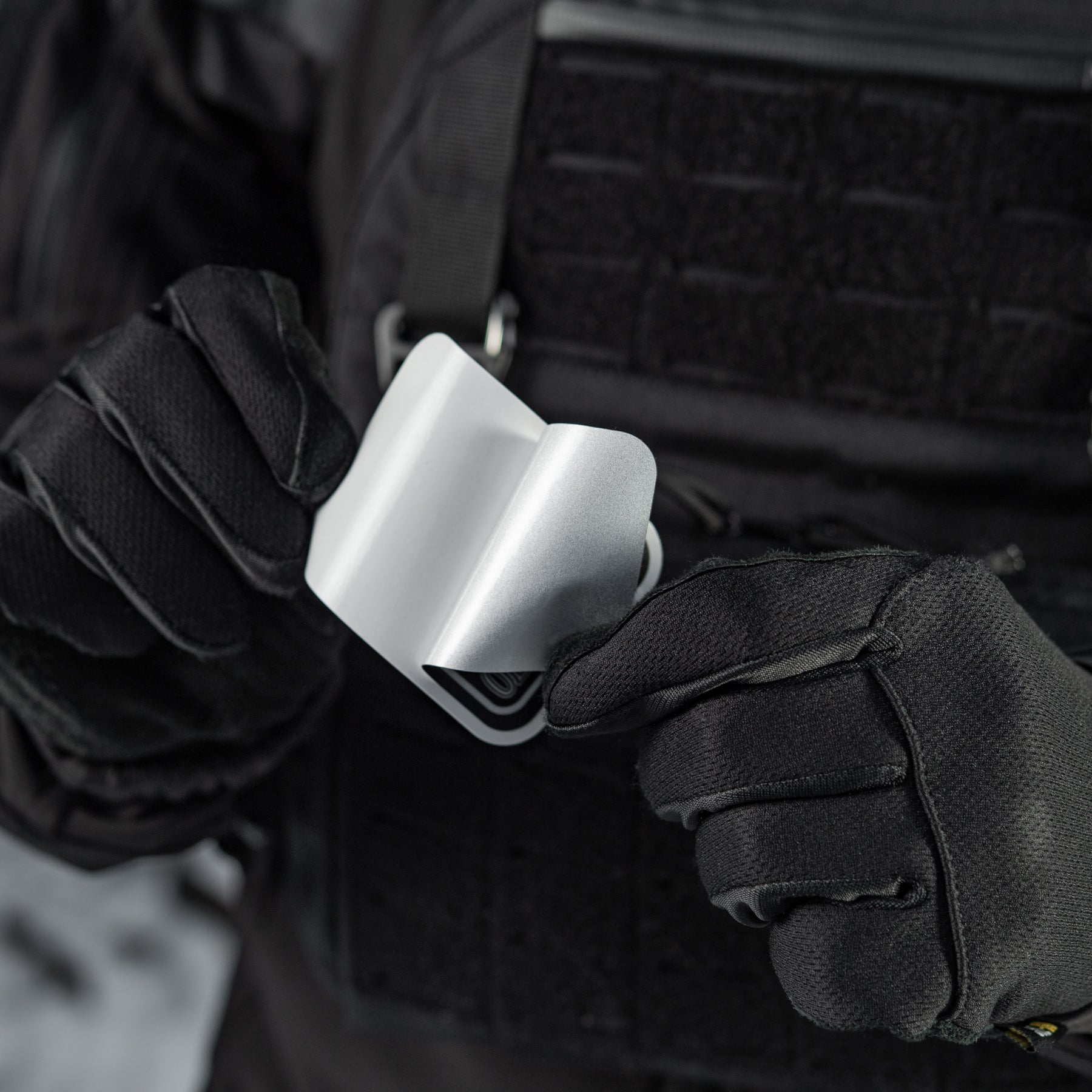 M-Tac наклейка Old School Small світловідбиваюча Black