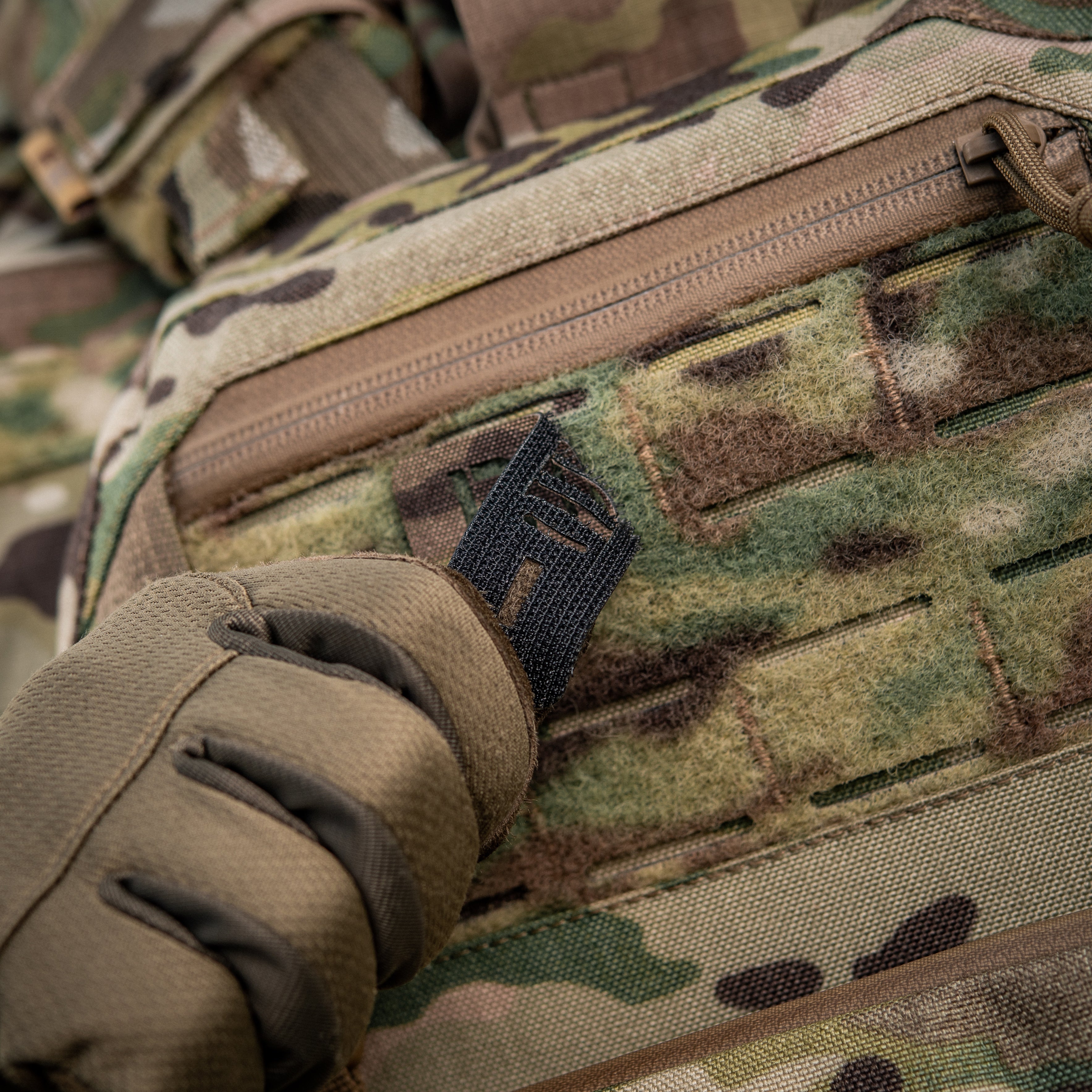 M-Tac нашивка група крові B (III) + наскрізна Laser Cut 25х80 Multicam