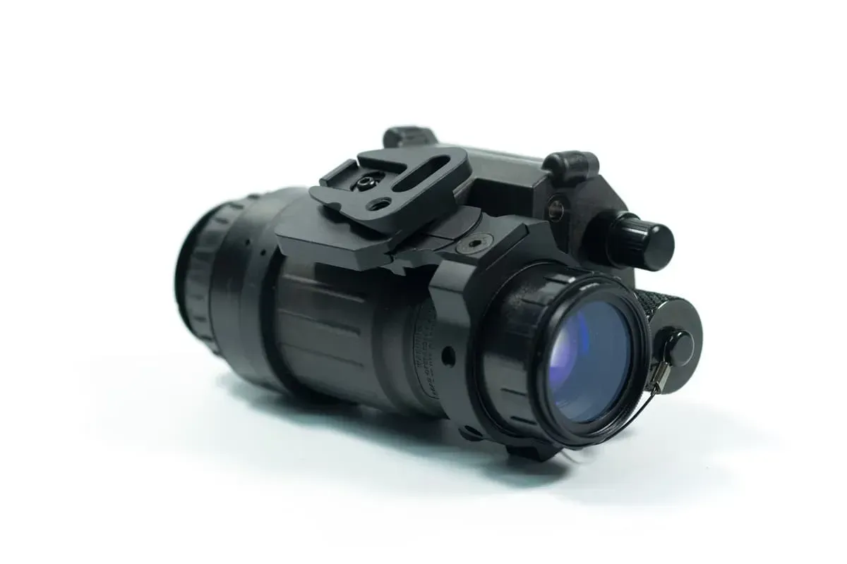 Алюмінієві адаптери для PVS-14 на міст
