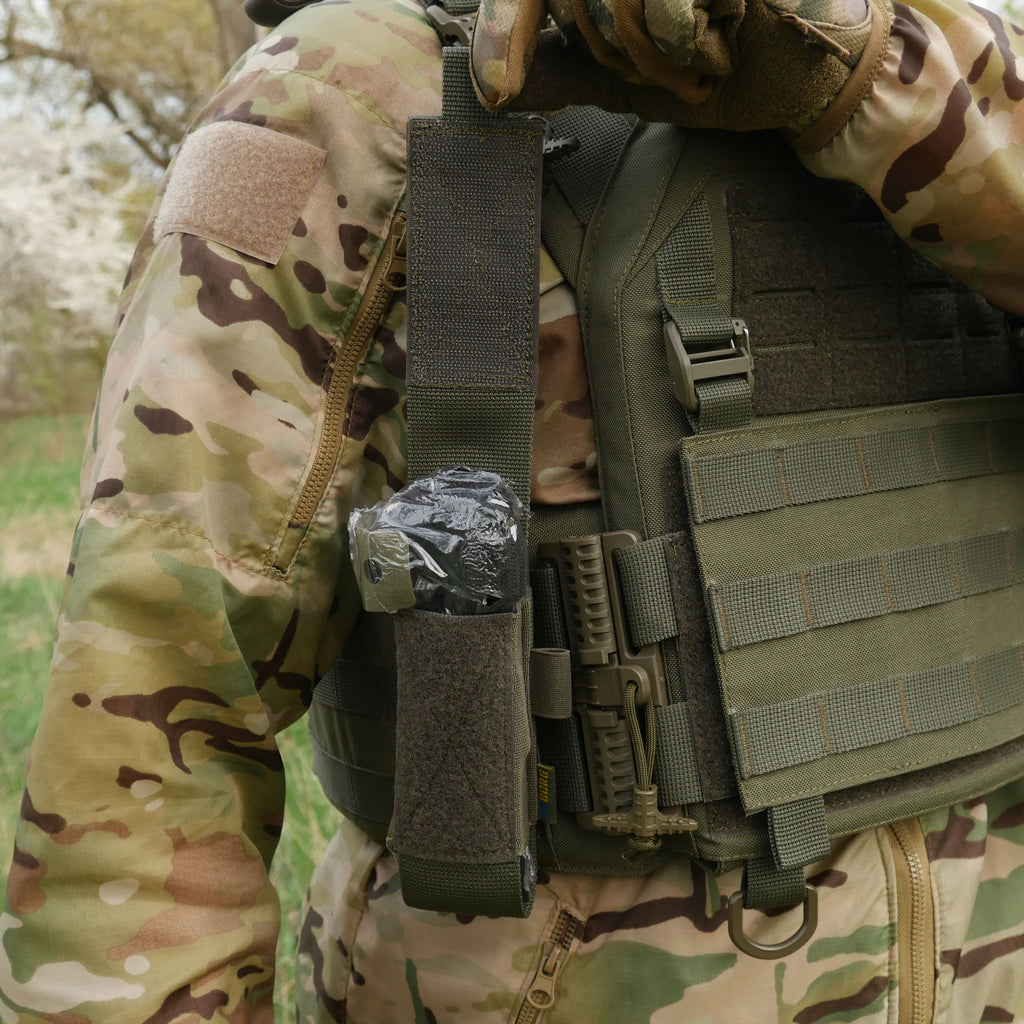Відкритий підсумок хакі під турнікет з кріпленнями для ножиць та маркера