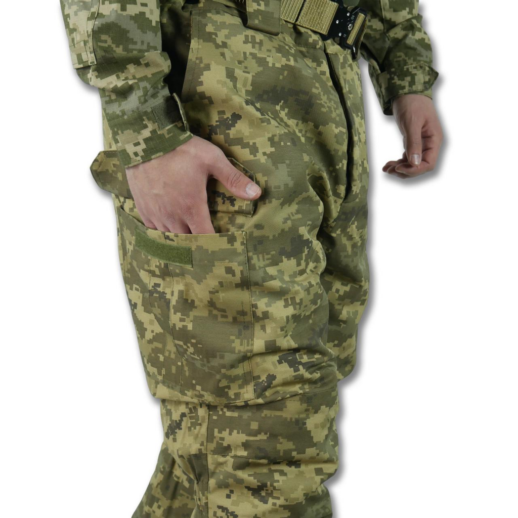 Зимові штани піксель