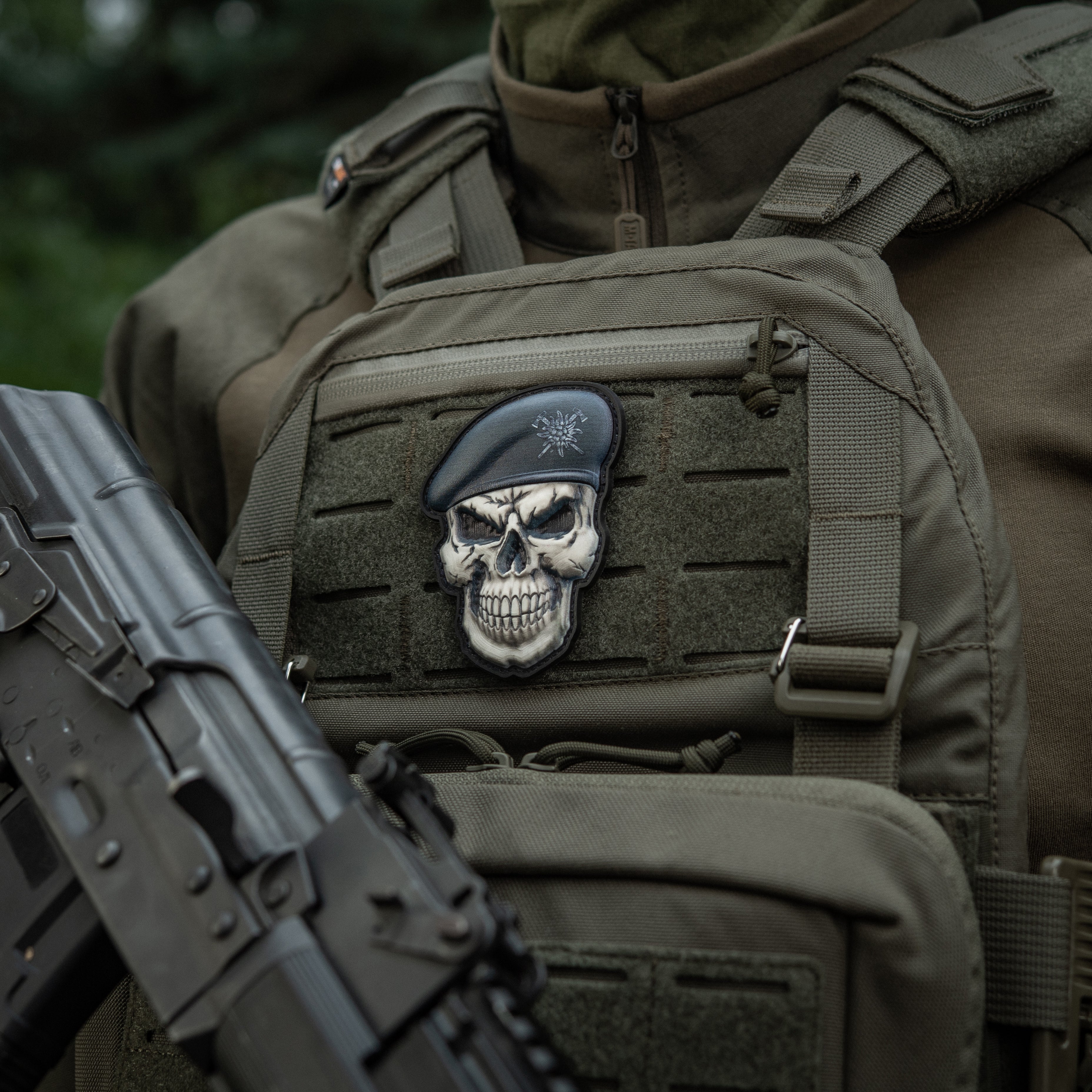 M-Tac нашивка Череп у береті (Гірська піхота)
