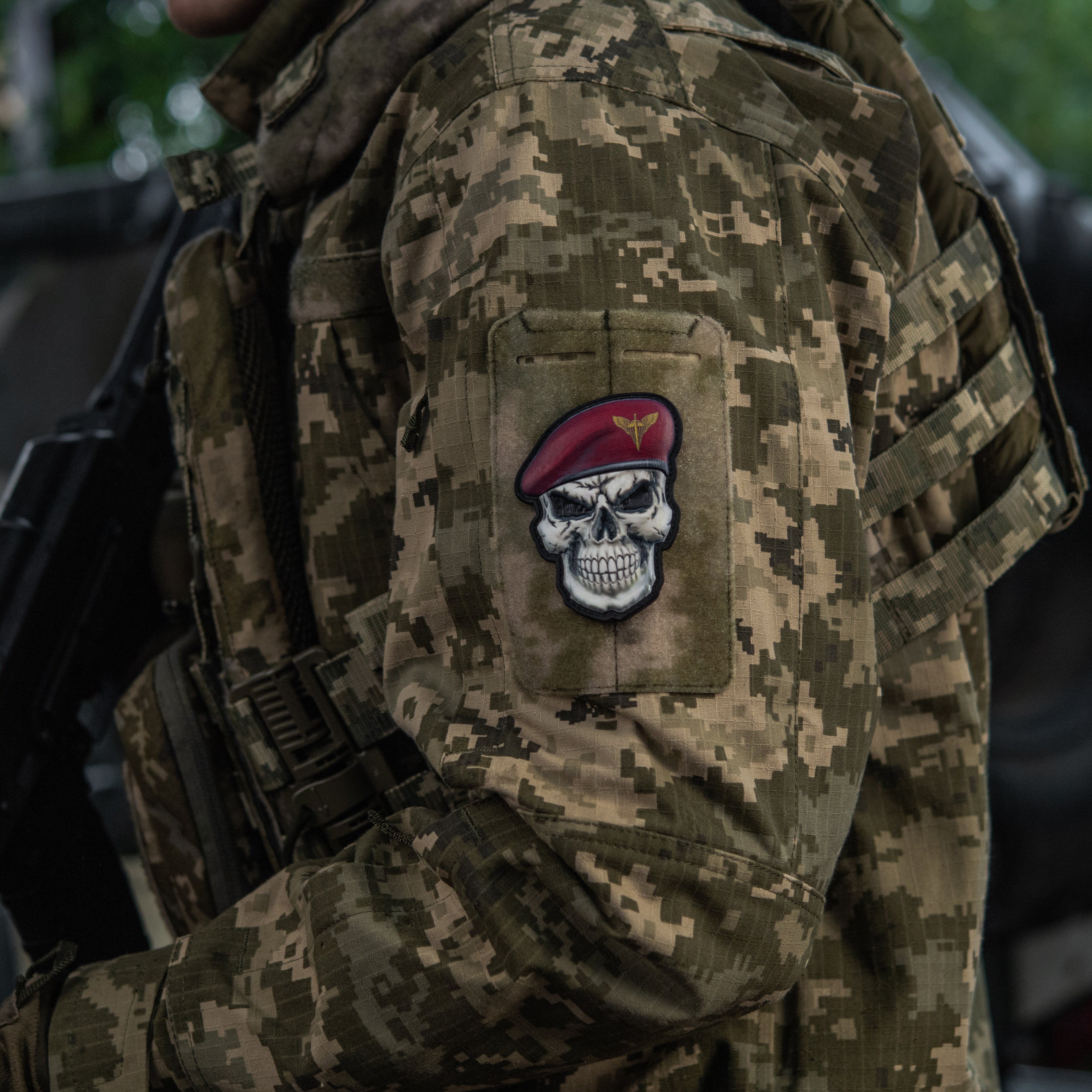 M-Tac нашивка Череп у береті (Десантно-Штурмові війська)