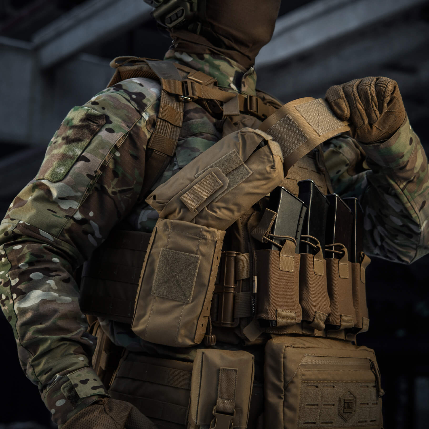 M-Tac підсумок медичний вертикальний Small Gen.II Elite Coyote