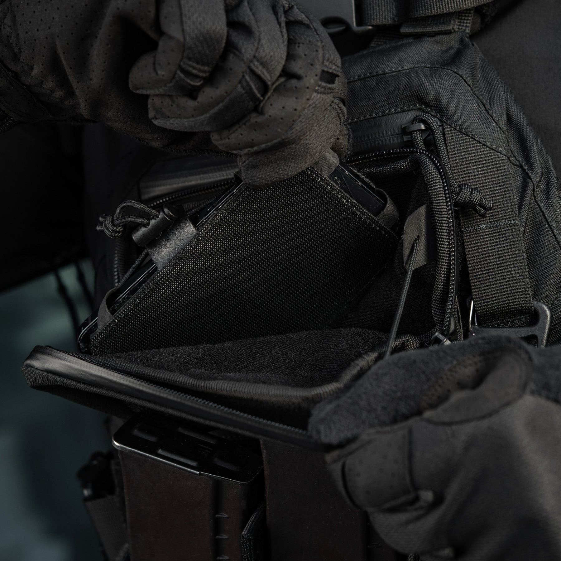 M-Tac підсумок Admin Elite Black