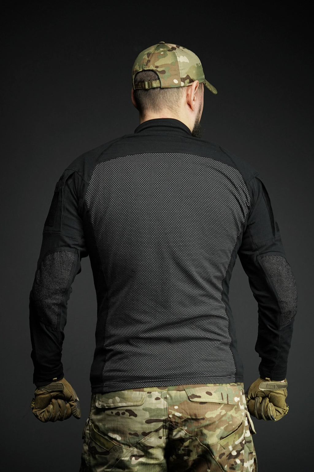 Бойова сорочка Tactical Series Long Sleeve з довгим рукавом та кишенями на плечах