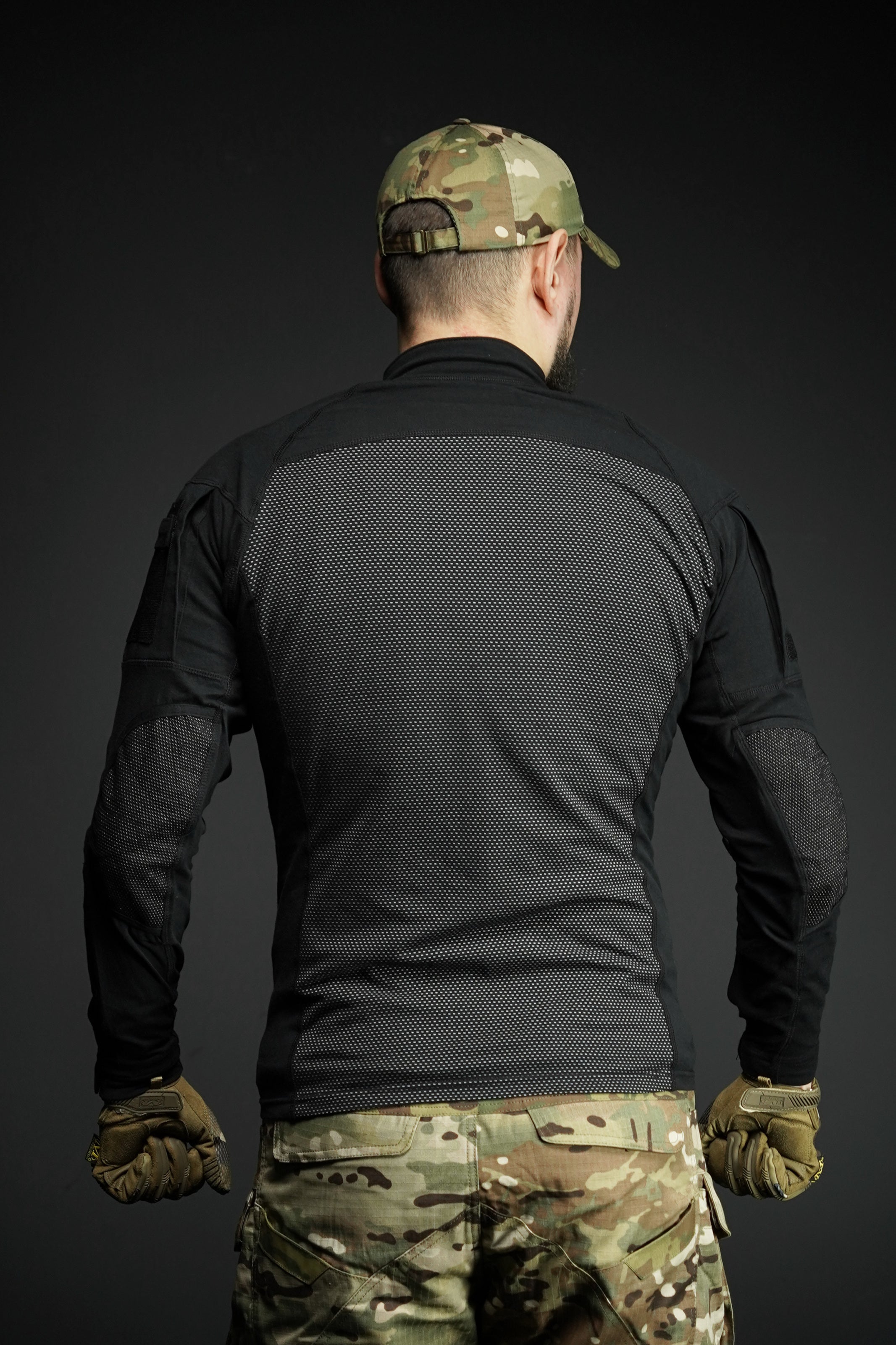 Бойова сорочка Tactical Series Long Sleeve з довгим рукавом та кишенями на плечах