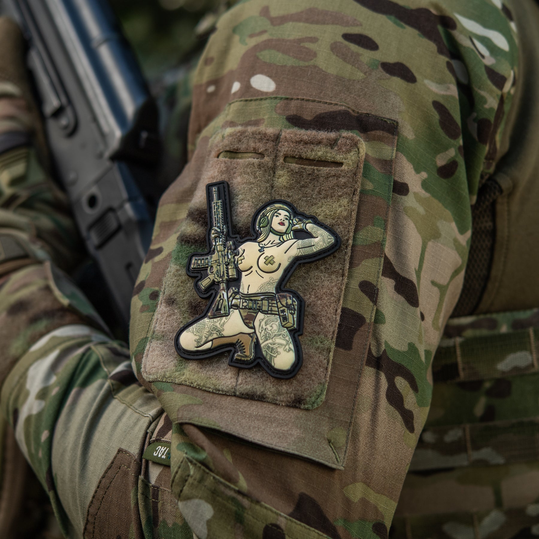 M-Tac нашивка Tactical girl Skandinavik with Mjöllnir PVC MC