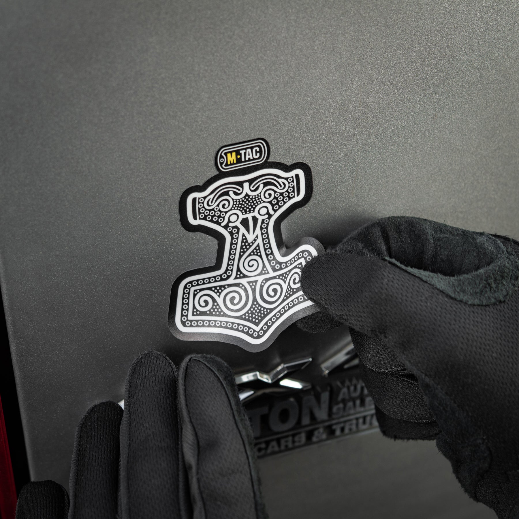 M-Tac наклейка Mjölnir Large світловідбиваюча Black