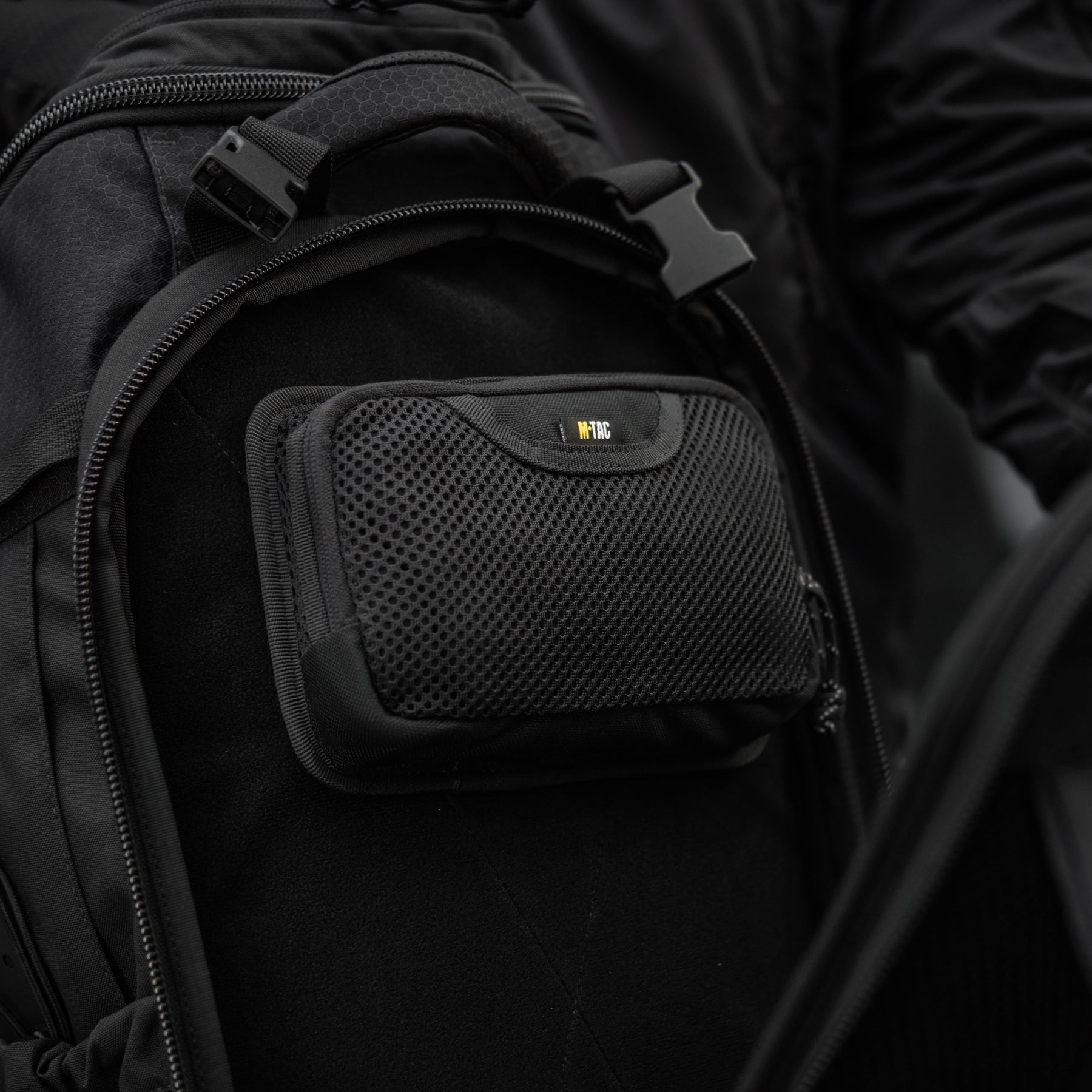 M-Tac вставка модульна кишеня на блискавці Black