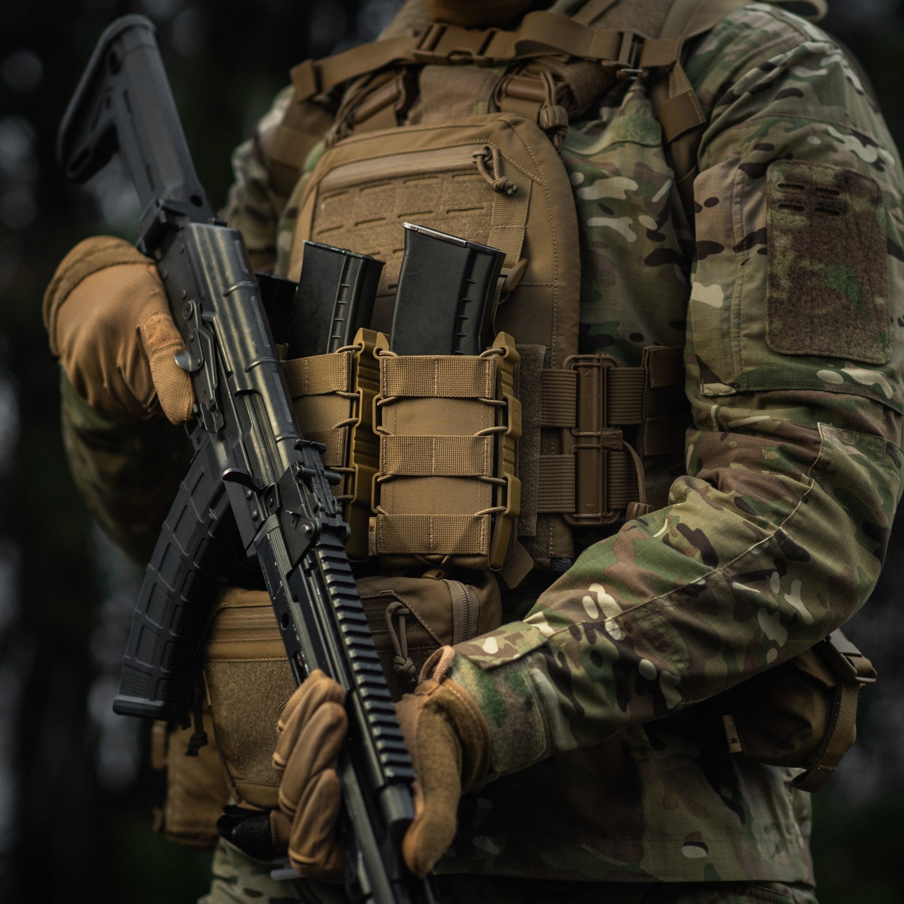 M-Tac підсумок відкритий для магазину FAST Elite Coyote