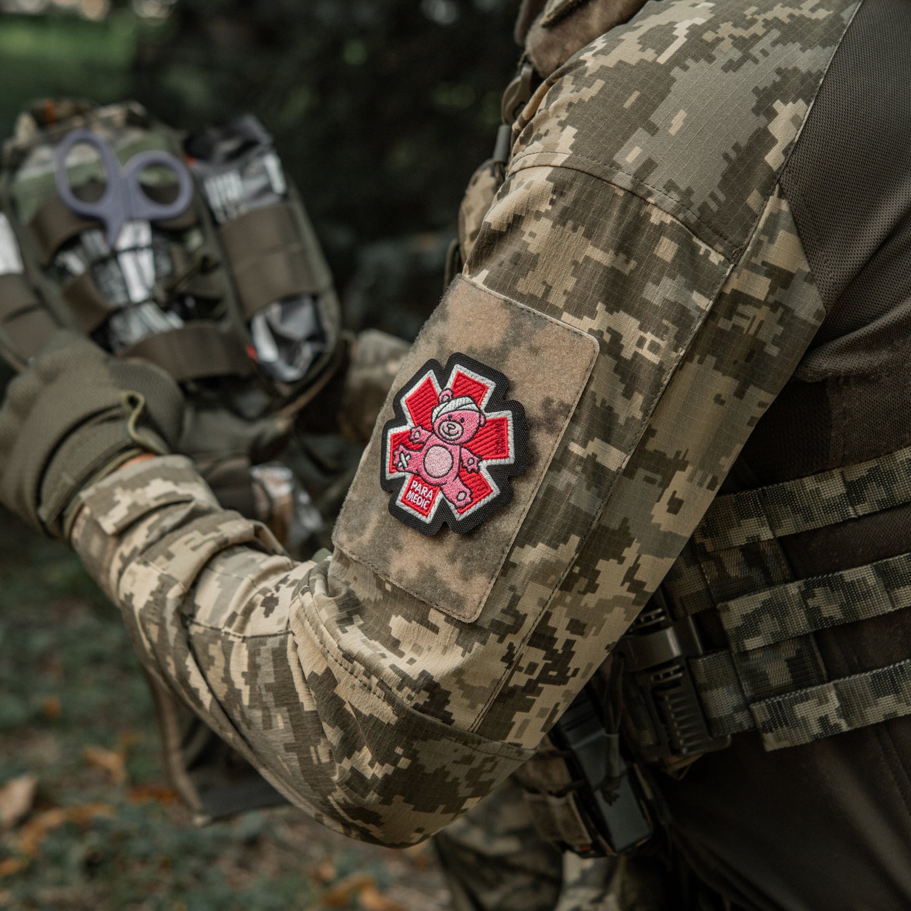 M-Tac нашивка Paramedic Медвідь (вишивка) Pink/Black