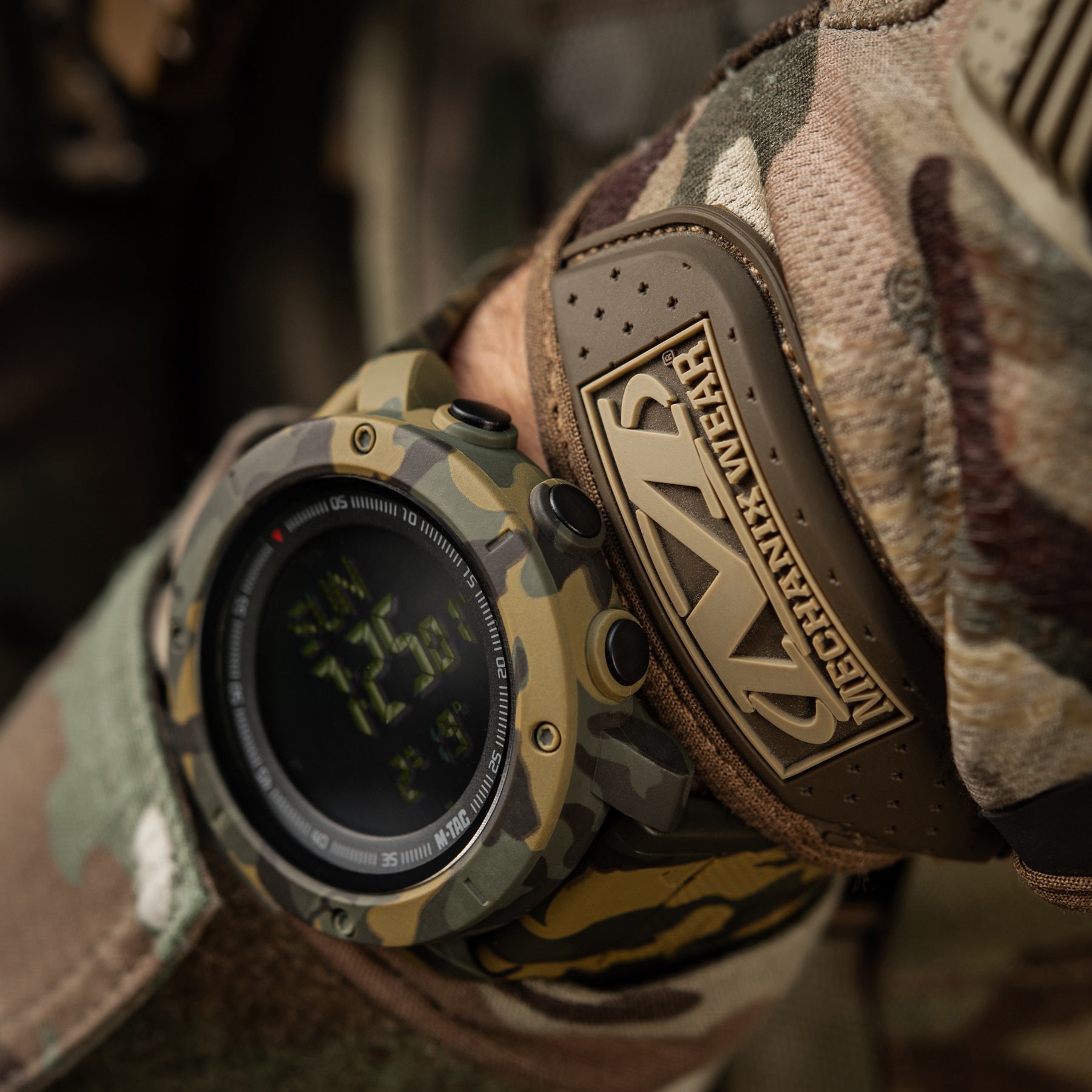 M-Tac годинник тактичний з компасом 2095 Camo