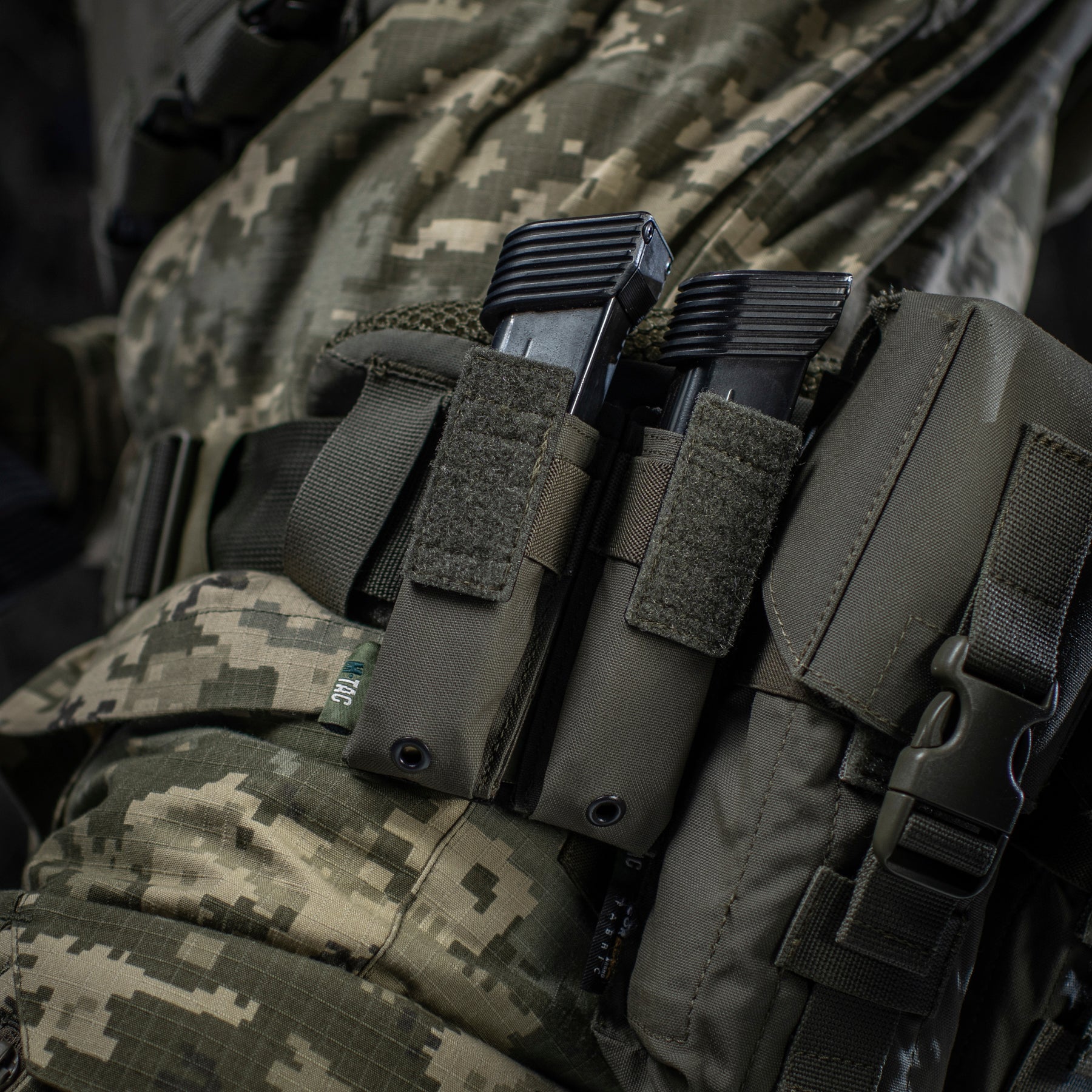 M-Tac підсумок для пістолетного магазина/мультитулу Elite Ranger Green