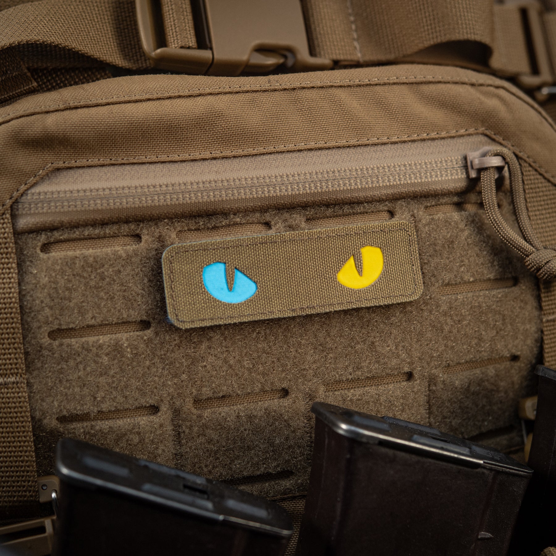 M-Tac нашивка Cat Eyes Laser Cut Coyote/Yellow/Blue/GID