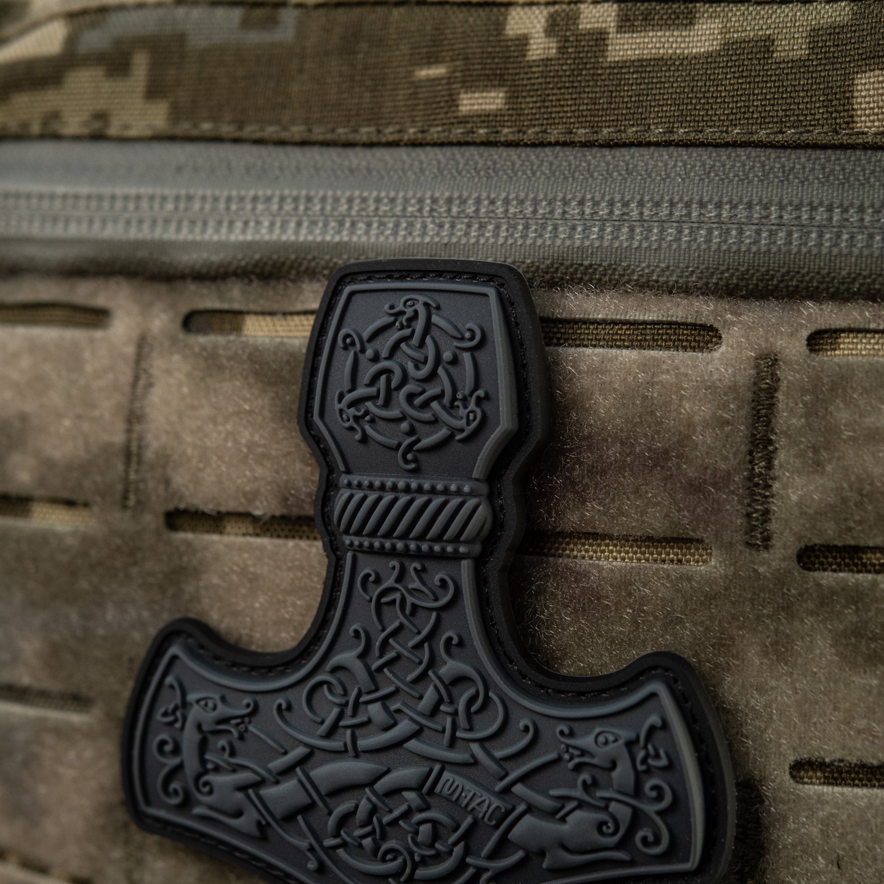 M-Tac нашивка Mjölnir Large PVC Grey