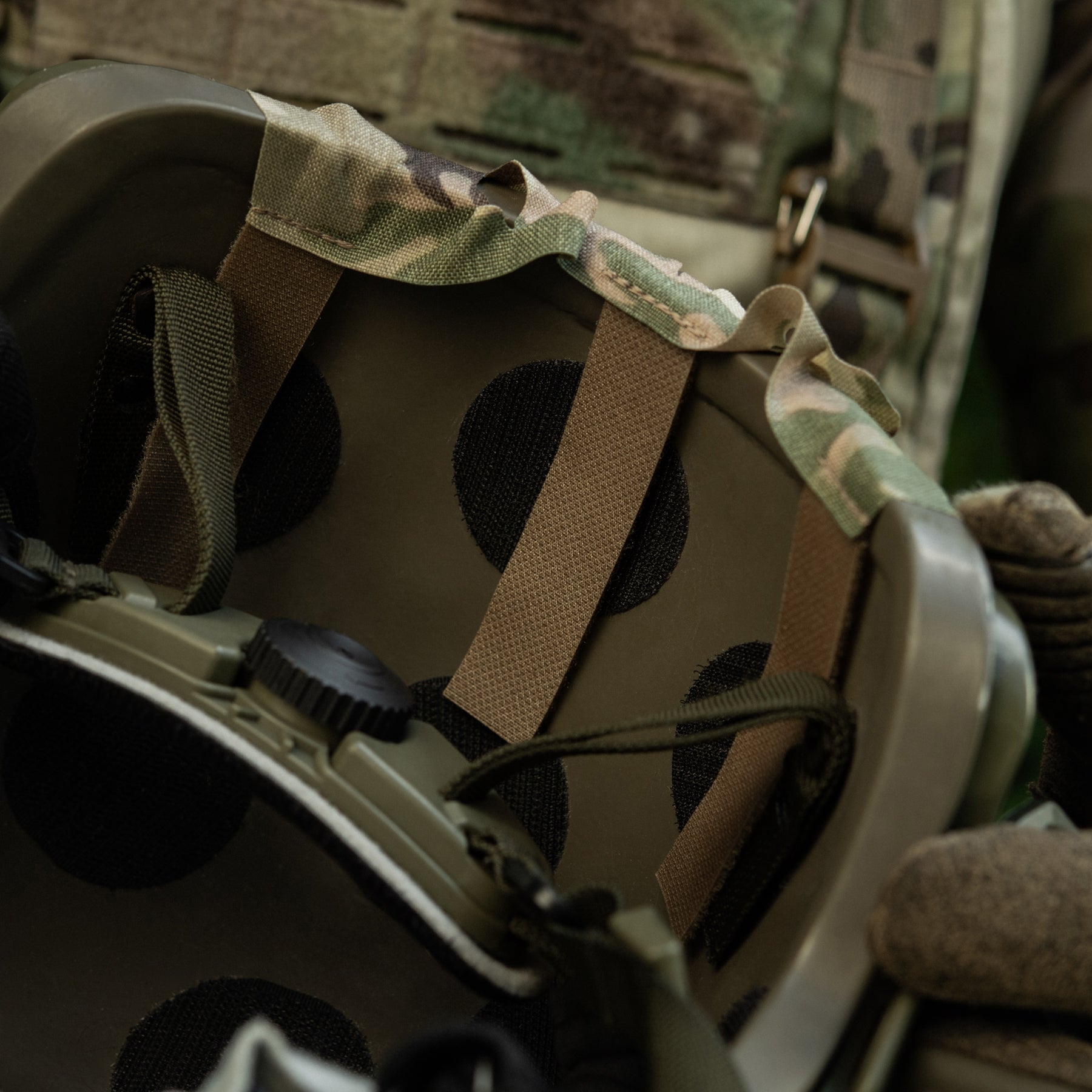 M-Tac кавер на шолом Вільха FAST Multicam