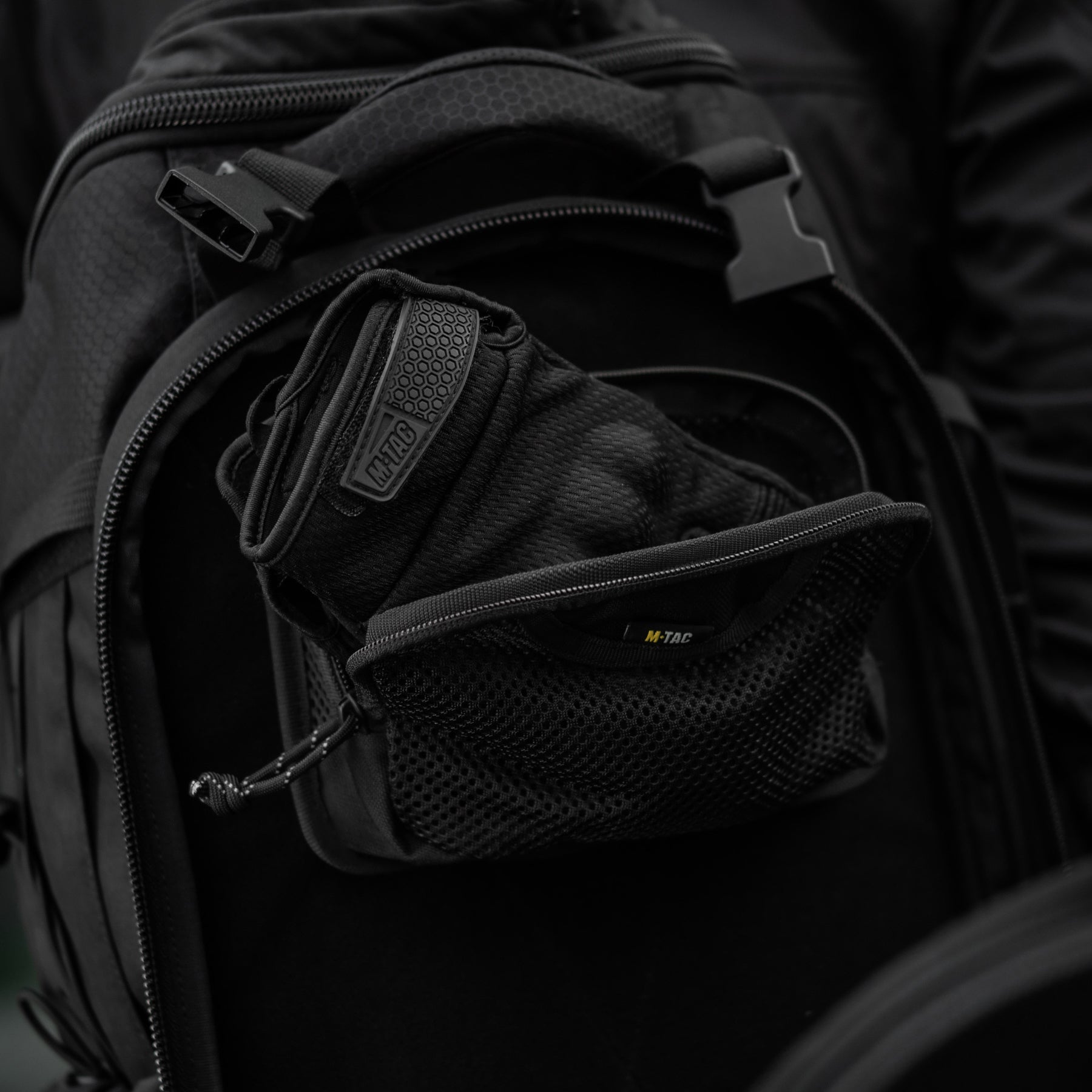 M-Tac вставка модульна кишеня на блискавці Black