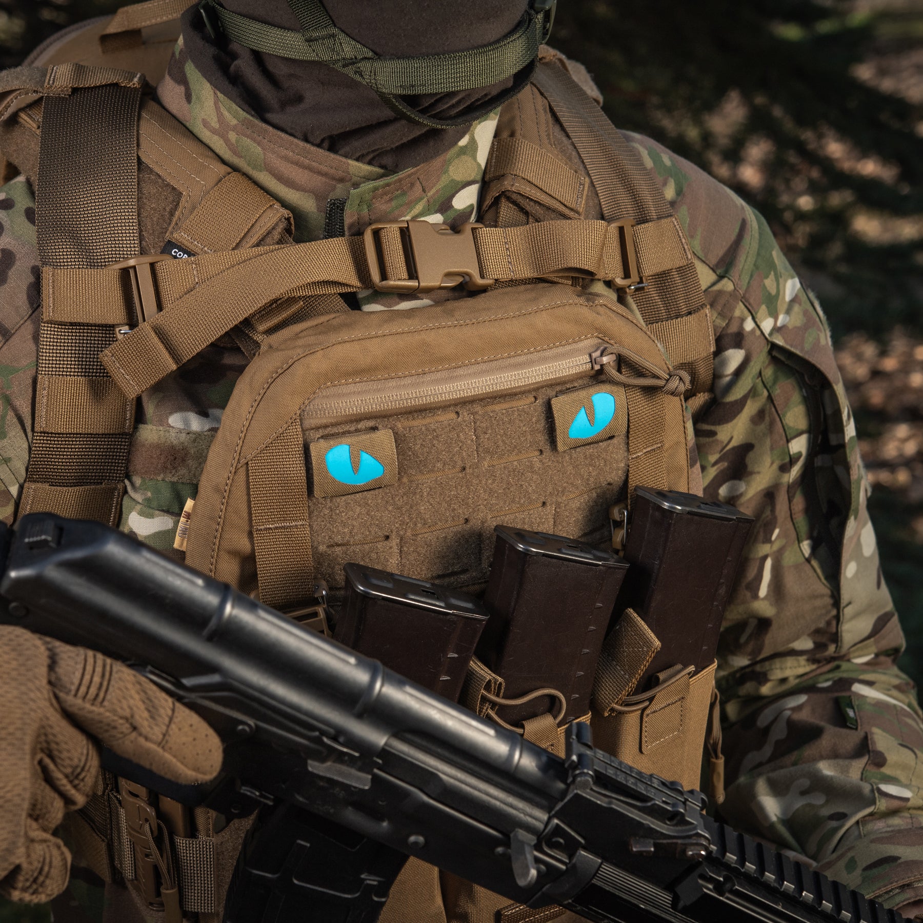 M-Tac нашивка Tiger Eyes Laser Cut (пара) Coyote/Blue/GID