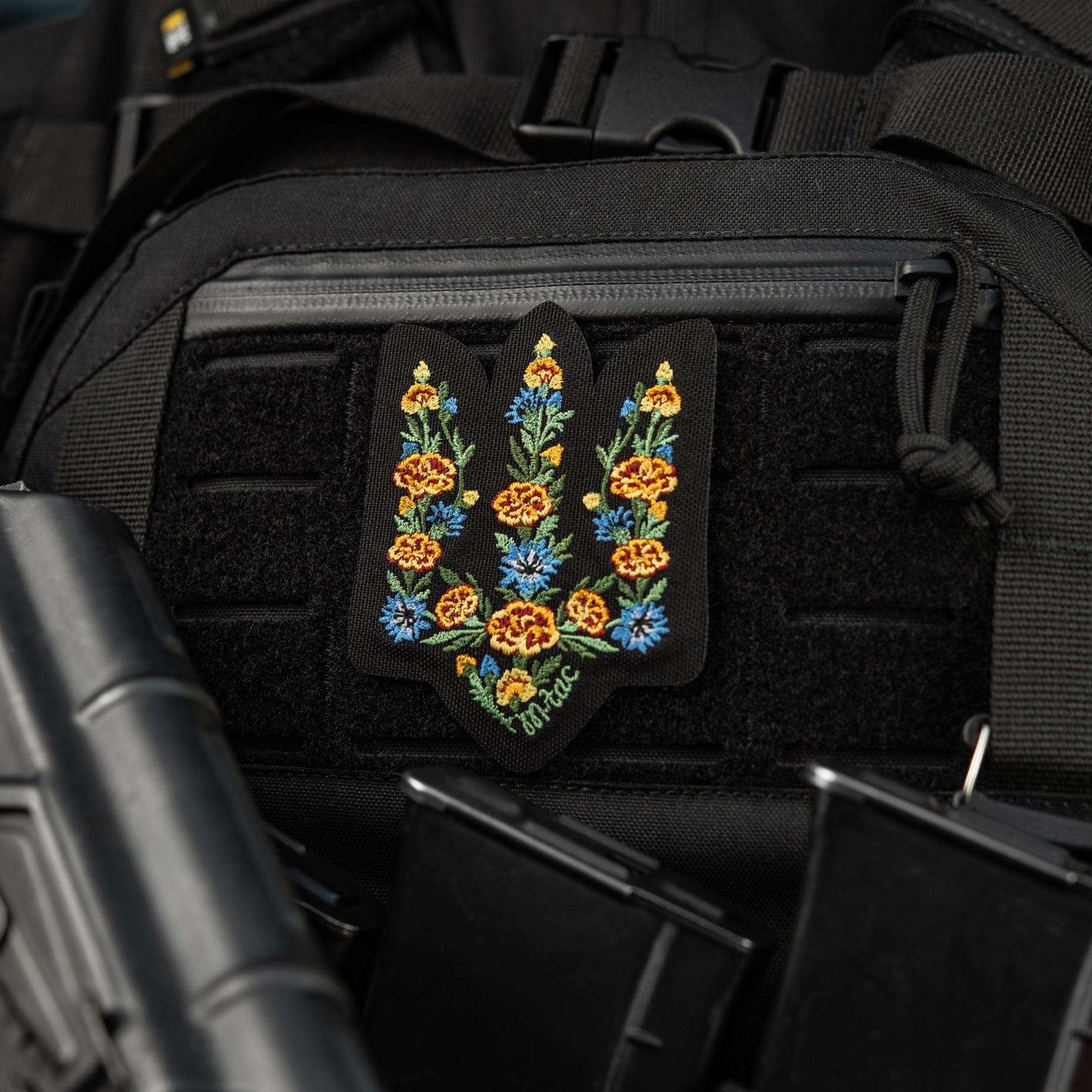 M-Tac нашивка Тризуб Чорнобривці (вишивка) Black