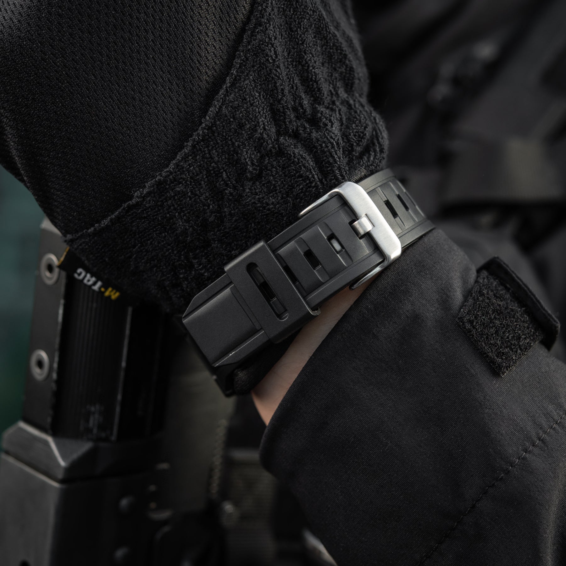 M-Tac годинник тактичний з компасом 2233 Black