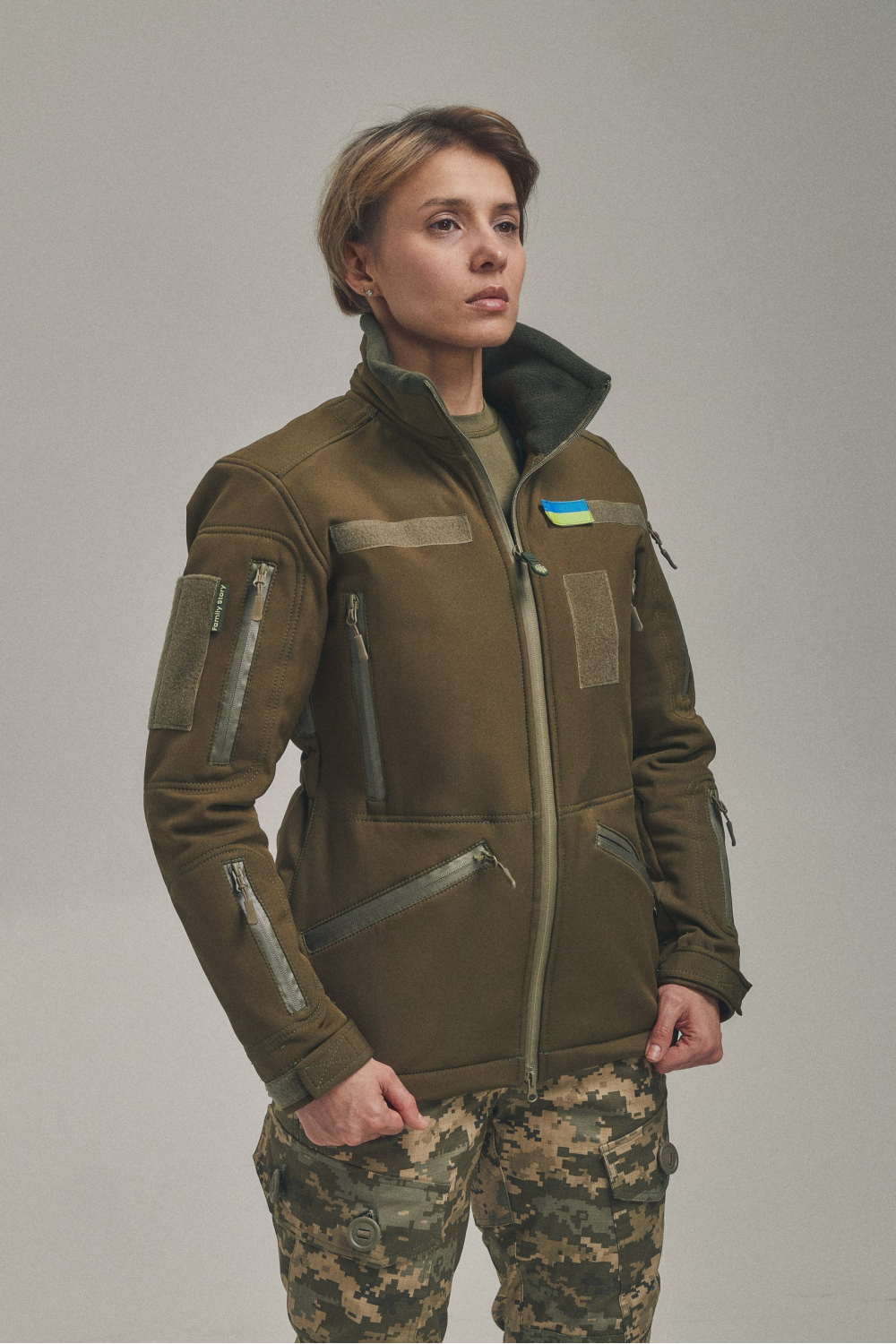 Зимова утеплена жіноча FS куртка-трансформер Soft Shell 2в1, хакі