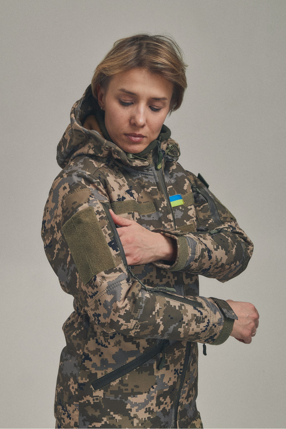 Зимова утеплена жіноча FS куртка-трансформер Soft Shell 2в1, піксель
